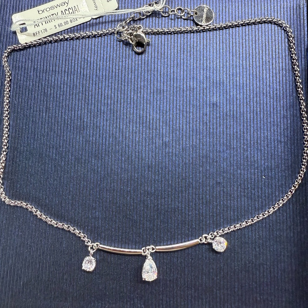 Brosway Affinity Silver Necklace with Crystal Drops